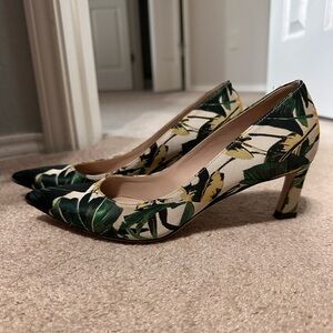 Stuart Weitzman Green Floral Brocade Kitten Pump